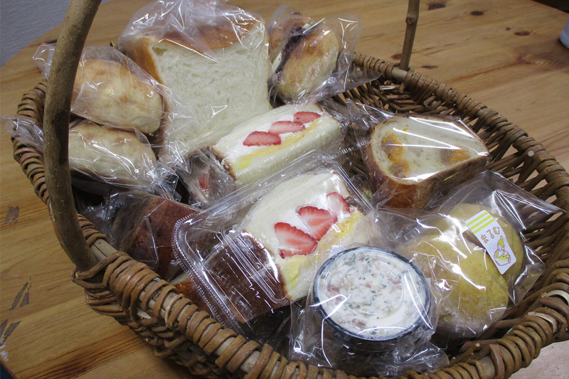 小さな工房 まるむの出張販売は不定期で行っております